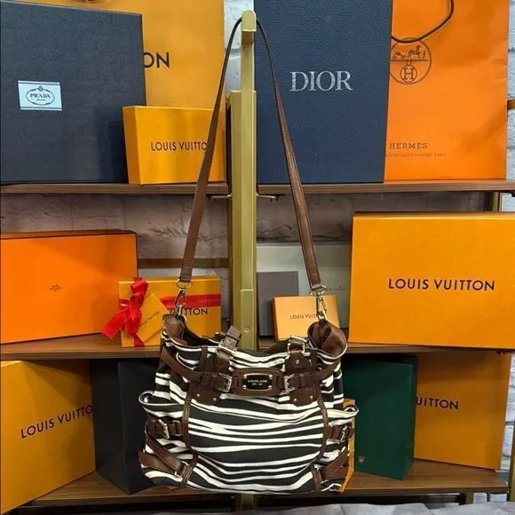 Michael Kors Bag - Picture 2 of 9